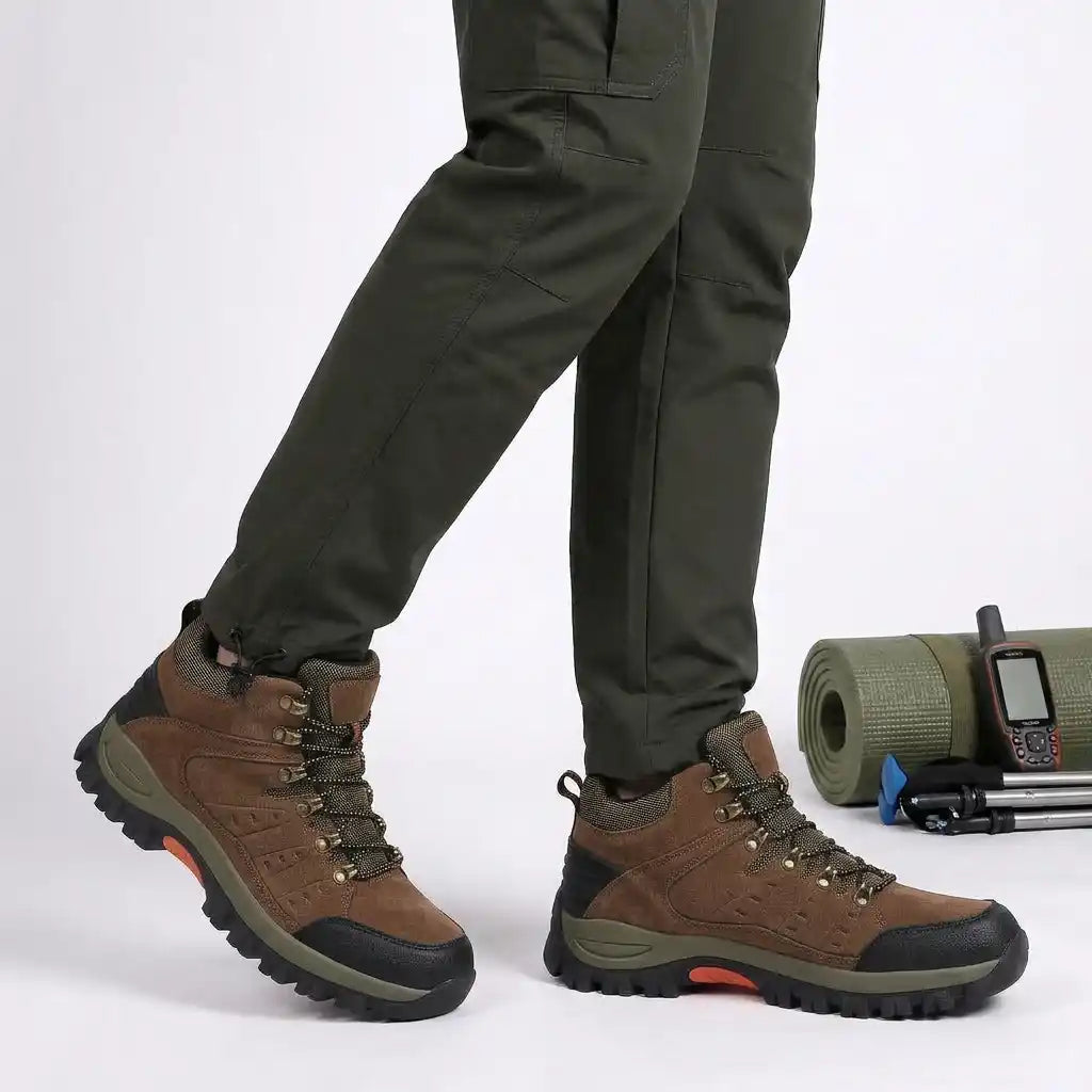 Ortho Venum - Comfortable Outdoor Shoes + FREE Insoles